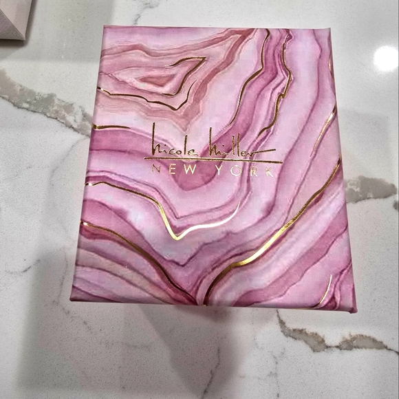 Nicole Miller Pink stretchy stacked boho bracelets - Picture 3 of 3